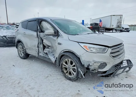2017 Ford Escape Se z USA, uszkodzony, nr VIN 1FMCU0GDXHUE90845